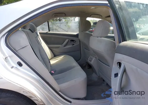 2007 Toyota Camry Le z USA, uszkodzony, nr VIN JTNBE46K373068694